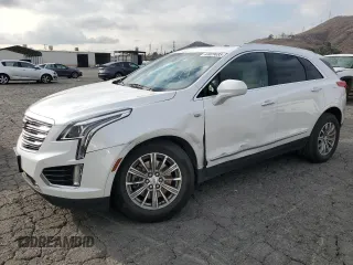 2018 Cadillac XT5 Luxury FWD with VIN 1GYKNCRS7JZ164739, listed as a Copart auction lot 43029685 with 82,263 mi miles and Salvage Title. Bid and sale history available at carsss.com. Image 1.