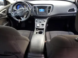 2015 Chrysler 200 Limited with VIN 1C3CCCAB1FN600774, listed as a Copart auction lot 84901984 with 113,902 mi miles and Salvage Title. Bid and sale history available at carsss.com. Image 8.
