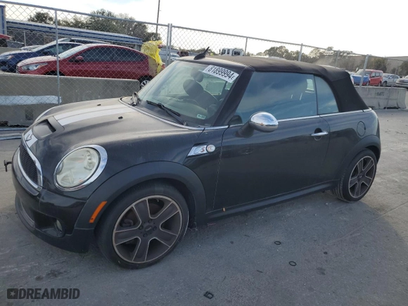 2010 MINI Cooper Convertible S with VIN WMWMS3C56ATY51365, listed as a Copart auction lot 81899994 with 0 mi miles and Non Repairable. Bid and sale history available at carsss.com. Image 1.