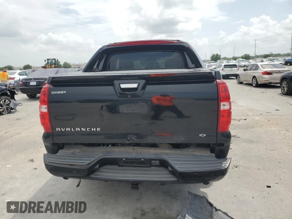 2013 Chevrolet Avalanche LS with VIN 3GNMCEE03DG335700, listed as a Copart auction lot 59901435 with 185,250 mi miles and Salvage title. Bid and sale history available at DreamBid. Image 6.