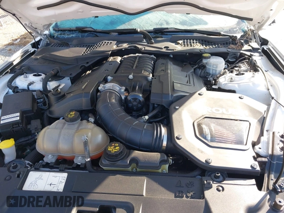 2018 Ford Mustang GT with VIN 1FA6P8CF1J5121926, listed as a IAAI auction lot 41771904 with 32,373 mi miles. Bid and sale history available at carsss.com. Image 10.