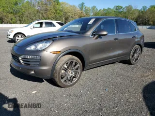 2012 Porsche Cayenne S z VIN WP1AB2A29CLA43084, wystawiony jako Copart lot #53424175 z przebiegiem Nie podano mil oraz Szkody całkowita. Historia ofert i sprzedaży dostępna na DreamBid. Obrazek 1.