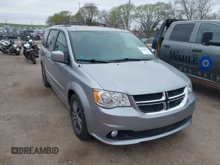 2017 Dodge Grand Caravan SXT with VIN 2C4RDGCG2HR842871, listed as a IAAI auction lot 42074716 with 174,227 mi miles and . Bid and sale history available at DreamBid. Image 6.