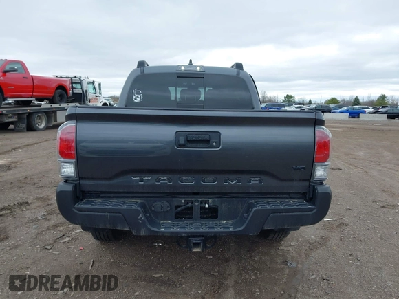 2021 Toyota Tacoma 4WD SR with VIN 3TMCZ5AN2MM406293, listed as a IAAI auction lot 41925585 with 52,243 mi miles. Bid and sale history available at carsss.com. Image 16.