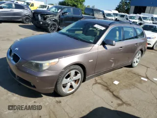 2006 BMW 5 Series 530xi with VIN WBANN73526CN00088, listed as a Copart auction lot 70324494 with 151,241 mi miles and Clean Title. Bid and sale history available at carsss.com. Image 1.
