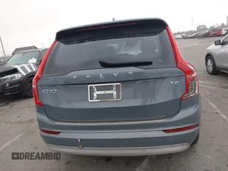 2022 Volvo XC90 Momentum with VIN YV4102CKXN1833414, listed as a IAAI auction lot 41167764 with 30,566 mi miles and . Bid and sale history available at DreamBid. Image 16.