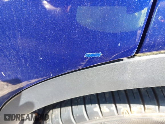 2014 Ford Escape Titanium with VIN 1FMCU0JX2EUB78596, listed as a IAAI auction lot 41994873 with 96,437 mi miles. Bid and sale history available at carsss.com. Image 6.
