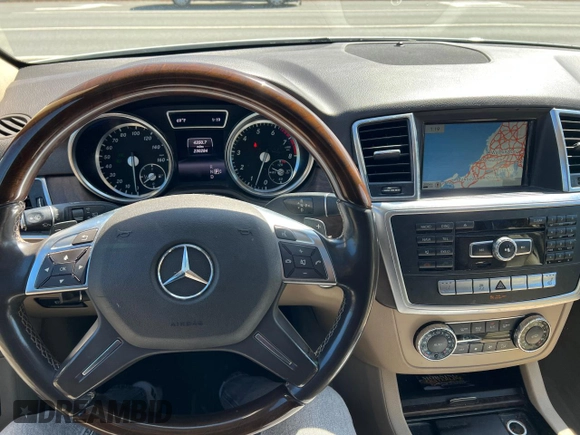 2015 Mercedes-Benz M ML 350 with VIN 4JGDA5JB1FA608992, listed as a Copart auction lot 53400185 with 230,284 mi miles and Clean Title. Bid and sale history available at carsss.com. Image 7.