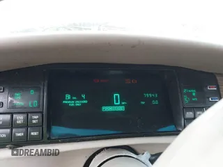 1995 Cadillac DeVille z VIN 1G6KD52B1SU278042, wystawiony jako IAAI lot #42142667 z przebiegiem 79 943 mil mil oraz . Historia ofert i sprzedaży dostępna na DreamBid. Obrazek 7.