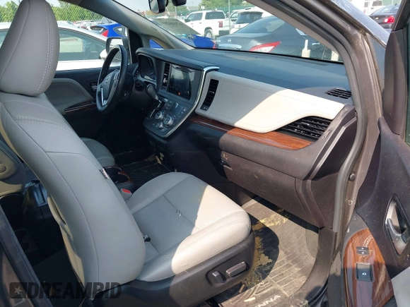 2017 Toyota Sienna XLE with VIN 5TDDZ3DC9HS183372, listed as a IAAI auction lot 42440209 with 112,199 mi miles and . Bid and sale history available at DreamBid. Image 5.