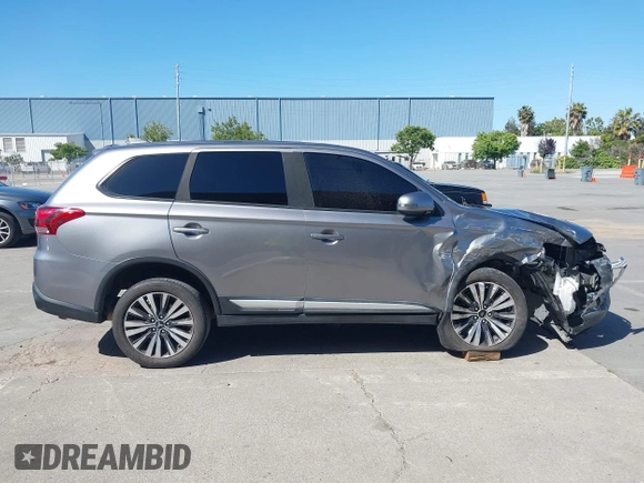 2020 Mitsubishi Outlander SE с VIN JA4AD3A35LZ048784, выставлен на аукционе IAAI как лот 42327627 с пробегом 42 516 миль миль и . История ставок и продаж доступна на DreamBid. Изображение 14.