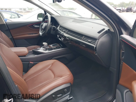 2018 Audi Q7 Prestige with VIN WA1VAAF76JD027530, listed as a IAAI auction lot 42684193 with 102,488 mi miles and . Bid and sale history available at DreamBid. Image 5.