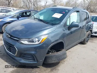 2022 Chevrolet Trax LT with VIN KL7CJPSM0NB528858, listed as a IAAI auction lot 41949198 with 48,810 mi miles and . Bid and sale history available at carsss.com. Image 17.