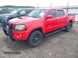 2006 Toyota Tacoma z VIN 3TMLU42N76M006045, wystawiony jako IAAI lot #42225263 z przebiegiem 161 068 mil mil oraz . Historia ofert i sprzedaży dostępna na DreamBid. Obrazek 19.