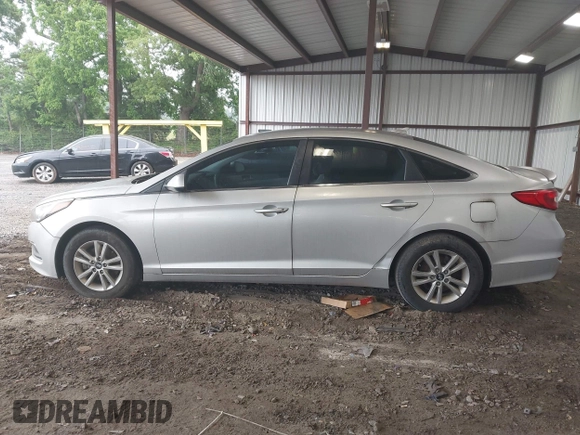 2016 Hyundai Sonata SE with VIN 5NPE24AF5GH357844, listed as a IAAI auction lot 42217108 with 138,227 mi miles and . Bid and sale history available at carsss.com. Image 14.