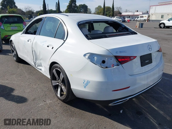 2022 Mercedes-Benz C 300 with VIN W1KAF4GB0NR020372, listed as a IAAI auction lot 41677127 with 3,221 mi miles and . Bid and sale history available at DreamBid. Image 3.