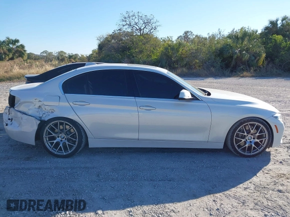 2017 BMW 3 Series 340i with VIN WBA8B3G37HNU36385, listed as a IAAI auction lot 40988676 with 41,492 mi miles and . Bid and sale history available at carsss.com. Image 14.