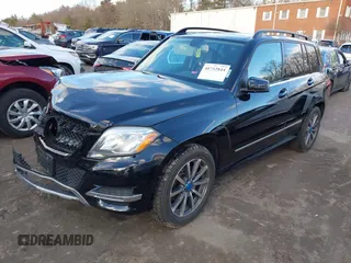 2015 Mercedes-Benz GLK with VIN WDCGG8JB2FG424783, listed as a IAAI auction lot 41752844 with 110,075 mi miles. Bid and sale history available at carsss.com. Image 18.