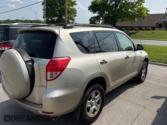 2008 Toyota RAV4 с VIN JTMBK33V585068272, выставлен на аукционе Copart как лот 59519525 с пробегом 176 936 миль миль и Чистый • Clean title. История ставок и продаж доступна на DreamBid. Изображение 4.