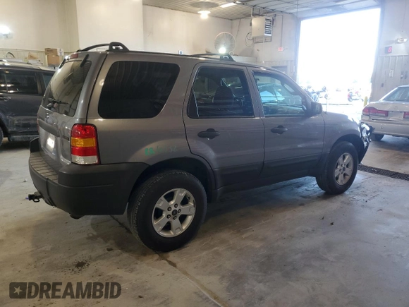 2007 Ford Escape XLT with VIN 1FMYU03Z37KA91342, listed as a Copart auction lot 72622304 with 170,512 mi miles and Salvage Title. Bid and sale history available at carsss.com. Image 3.