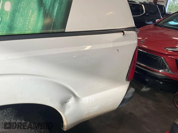 2011 Ford F-350 XL z VIN 1FTBF3A68BEC07804, wystawiony jako IAAI lot #42585854 z przebiegiem 199 734 mil mil oraz . Historia ofert i sprzedaży dostępna na DreamBid. Obrazek 19.