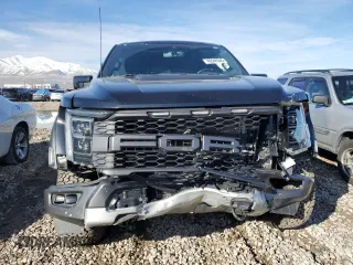 2022 Ford F-150 Raptor with VIN 1FTFW1RG5NFC08605, listed as a Copart auction lot 46548345 with 104,641 mi miles and Salvage Title. Bid and sale history available at carsss.com. Image 5.