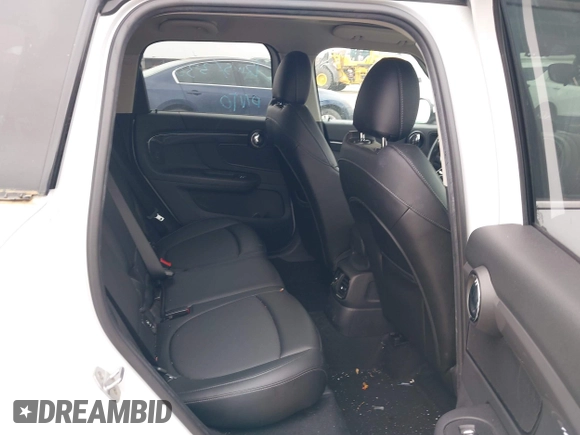 2018 MINI Countryman Cooper S z VIN WMZYT3C31J3D99568, wystawiony jako IAAI lot #42131017 z przebiegiem 54 992 mil mil oraz . Historia ofert i sprzedaży dostępna na DreamBid. Obrazek 8.