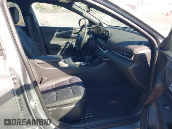 2025 Buick Envista Preferred with VIN KL47LAEP0SB053851, listed as a IAAI auction lot 41670756 with 3,359 mi miles and . Bid and sale history available at DreamBid. Image 5.