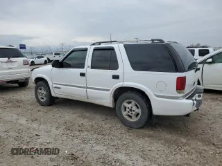 2000 GMC Jimmy Diamond Edition Luxury with VIN 1GKDT13W4Y2277222, listed as a Copart auction lot 51162135 with 158,699 mi miles and Salvage Title. Bid and sale history available at carsss.com. Image 2.