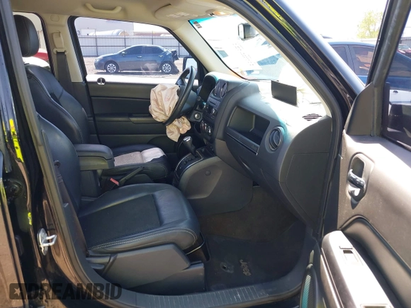 2016 Jeep Patriot Sport с VIN 1C4NJPBA3GD747922, выставлен на аукционе IAAI как лот 41986421 с пробегом 86 367 миль миль и . История ставок и продаж доступна на DreamBid. Изображение 5.