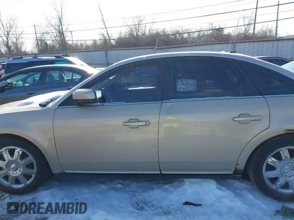 2007 Mercury Montego Premier with VIN 1MEHM42137G605036, listed as a IAAI auction lot 41378385 with Not Provided miles and . Bid and sale history available at DreamBid. Image 14.