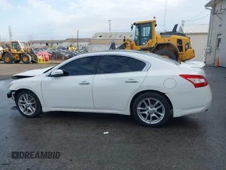 2010 Nissan Maxima SV z VIN 1N4AA5AP7AC865211, wystawiony jako IAAI lot #41783071 z przebiegiem 177 512 mil mil oraz . Historia ofert i sprzedaży dostępna na DreamBid. Obrazek 15.