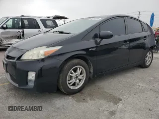 2011 Toyota Prius I z VIN JTDKN3DUXB5300448, wystawiony jako Copart lot #60457755 z przebiegiem 213 348 mil mil oraz Szkoda całkowita • Salvage title. Historia ofert i sprzedaży dostępna na DreamBid. Obrazek 1.