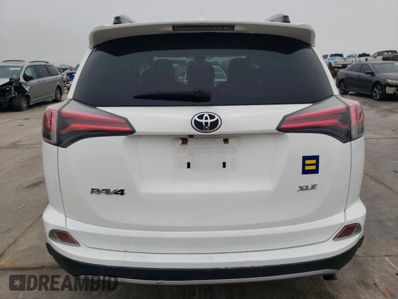 2017 Toyota RAV4 XLE with VIN JTMWFREV1HD098512, listed as a Copart auction lot 44060895 with 135,201 mi miles and Clean Title. Bid and sale history available at carsss.com. Image 6.
