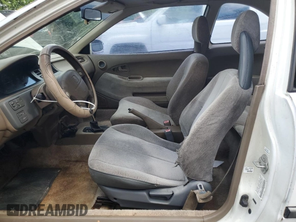 1993 Honda Civic z VIN 1HGEJ116XPL055531, wystawiony jako Copart lot #56833085 z przebiegiem 390 188 mil mil oraz Czysty tytuł • Clean title. Historia ofert i sprzedaży dostępna na DreamBid. Obrazek 7.