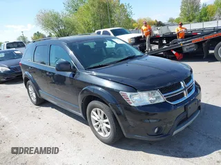 2013 Dodge Journey SXT with VIN 3C4PDCBG0DT532680, listed as a IAAI auction lot 42126195 with 92,208 mi miles. Bid and sale history available at carsss.com. Image 1.