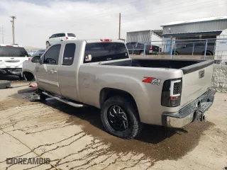 2009 GMC Sierra 1500 SLE with VIN 1GTEK29J79Z256104, listed as a Copart auction lot 47128125 with 94,089 mi miles and Salvage Title. Bid and sale history available at carsss.com. Image 2.