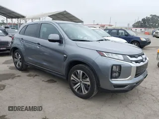 2024 Mitsubishi Outlander S z VIN JA4ARUAU7RU003805, wystawiony jako IAAI lot #42555803 z przebiegiem 22 426 mil mil oraz . Historia ofert i sprzedaży dostępna na DreamBid. Obrazek 1.