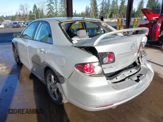 2008 Mazda 6 i Sport VE with VIN 1YVHP80C285M48093, listed as a IAAI auction lot 41881272 with 184,410 mi miles. Bid and sale history available at carsss.com. Image 3.