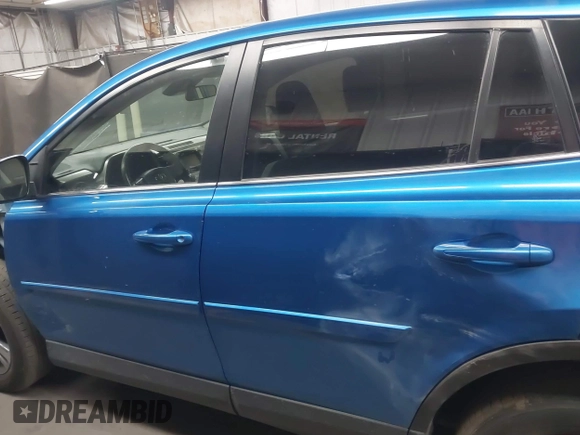 2018 Toyota RAV4 XLE z VIN JTMWFREVXJJ735226, wystawiony jako IAAI lot #42131520 z przebiegiem 121 663 mil mil oraz . Historia ofert i sprzedaży dostępna na DreamBid. Obrazek 15.