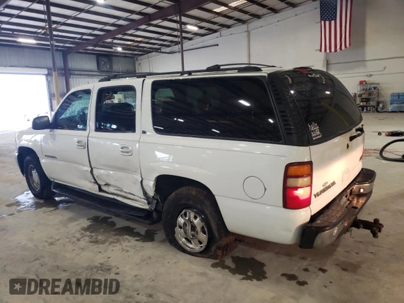 2002 GMC Yukon XL SLT with VIN 3GKFK16ZX2G270341, listed as a Copart auction lot 88023885 with 238,111 mi miles and Salvage Title. Bid and sale history available at carsss.com. Image 2.