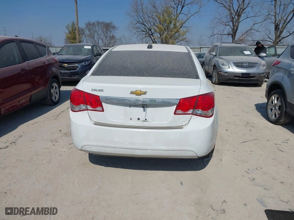 2015 Chevrolet Cruze LS with VIN 1G1PA5SH7F7259475, listed as a IAAI auction lot 41780105 with 108,998 mi miles. Bid and sale history available at carsss.com. Image 17.