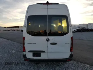 2019 Mercedes-Benz Sprinter Passenger with VIN WDZPF0CD9KP101513, listed as a Copart auction lot 82683194 with 120,274 mi miles and Clean Title. Bid and sale history available at carsss.com. Image 6.