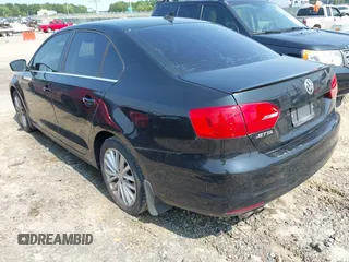 2013 Volkswagen Jetta TDI w/Premium/Nav с VIN 3VWLL7AJ1DM396749, выставлен на аукционе IAAI как лот 42403933 с пробегом 88 777 миль миль и . История ставок и продаж доступна на DreamBid. Изображение 3.