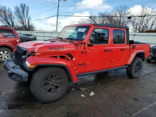 2021 Jeep Gladiator Willys with VIN 1C6HJTAG6ML518011, listed as a Copart auction lot 42258405 with 82,652 mi miles and Salvage Title. Bid and sale history available at carsss.com. Image 1.