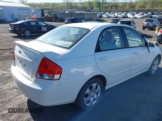 2009 Kia Spectra EX z VIN KNAFE222595616439, wystawiony jako IAAI lot #42117197 z przebiegiem 79 882 mil mil oraz . Historia ofert i sprzedaży dostępna na DreamBid. Obrazek 4.