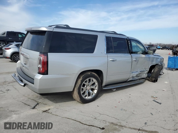 2015 GMC Yukon XL SLT with VIN 1GKS2HKC8FR650082, listed as a Copart auction lot 45049375 with 222,200 mi miles and Salvage Title. Bid and sale history available at carsss.com. Image 3.