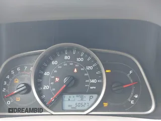 2013 Toyota RAV4 LE z VIN 2T3BFREV4DW109594, wystawiony jako IAAI lot #42705888 z przebiegiem 50 527 mil mil oraz . Historia ofert i sprzedaży dostępna na DreamBid. Obrazek 7.
