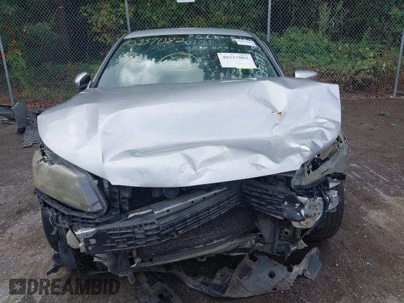 2014 Honda Accord Sedan LX with VIN 1HGCR2F38EA205777, listed as a IAAI auction lot 40337082 with 96,347 mi miles. Bid and sale history available at carsss.com. Image 13.
