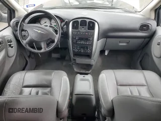2007 Chrysler Town & Country LWB Touring with VIN 2A4GP54LX7R206402, listed as a Copart auction lot 70883894 with 135,215 mi miles and Salvage Title. Bid and sale history available at carsss.com. Image 8.